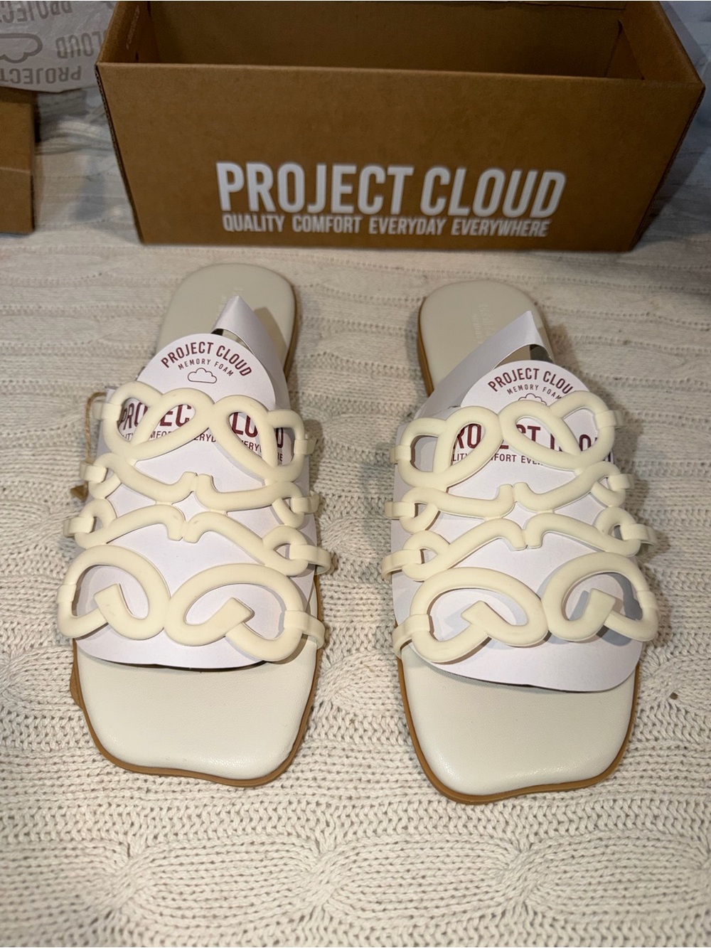 Project cloud Women's Cream Slide Sandals size 9